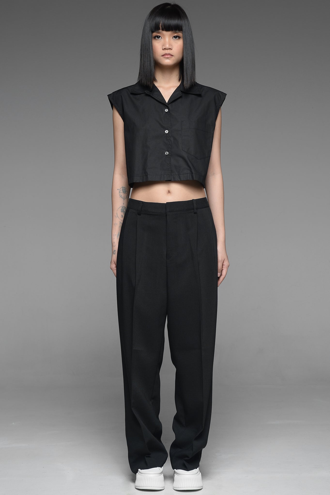 Black Front Pleat Elasticized Trousers